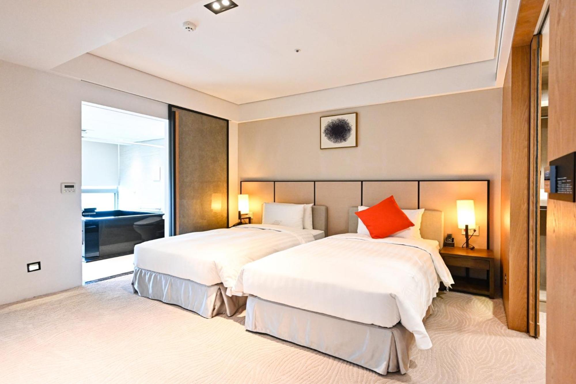 Yun Estate Hotel Тамсуи Екстериор снимка
